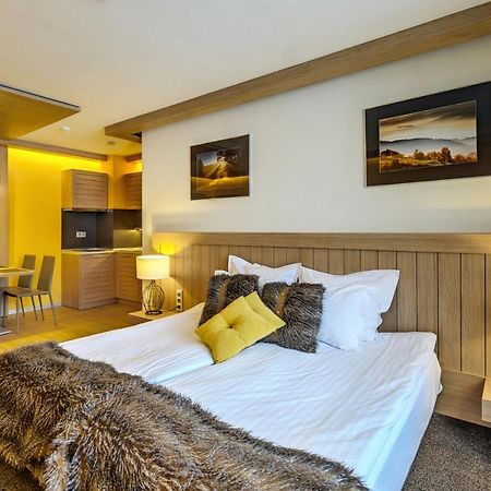 Amira Boutique Hotel 班斯科 外观 照片 A bedroom in a hotel