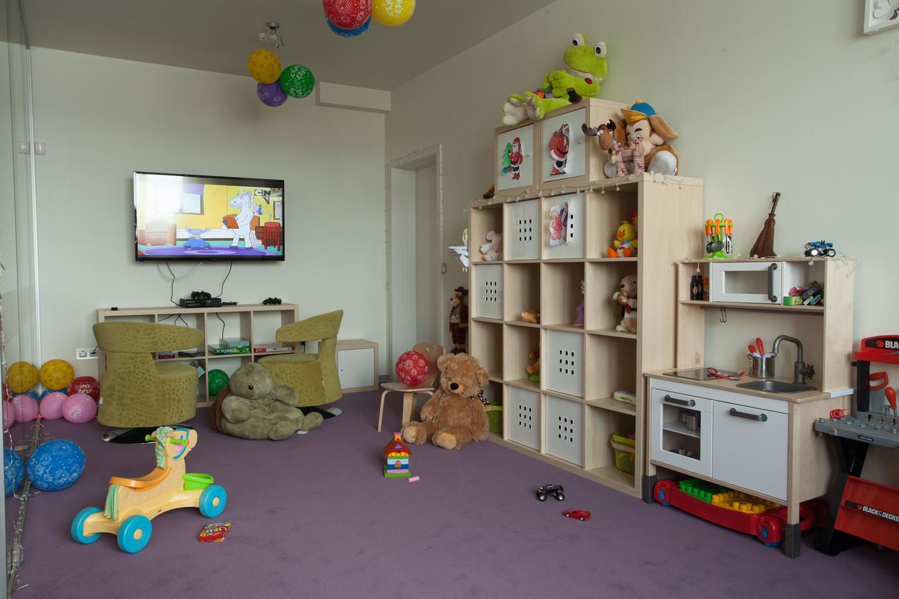 Amira Boutique Hotel 班斯科 外观 照片 A typical nursery room