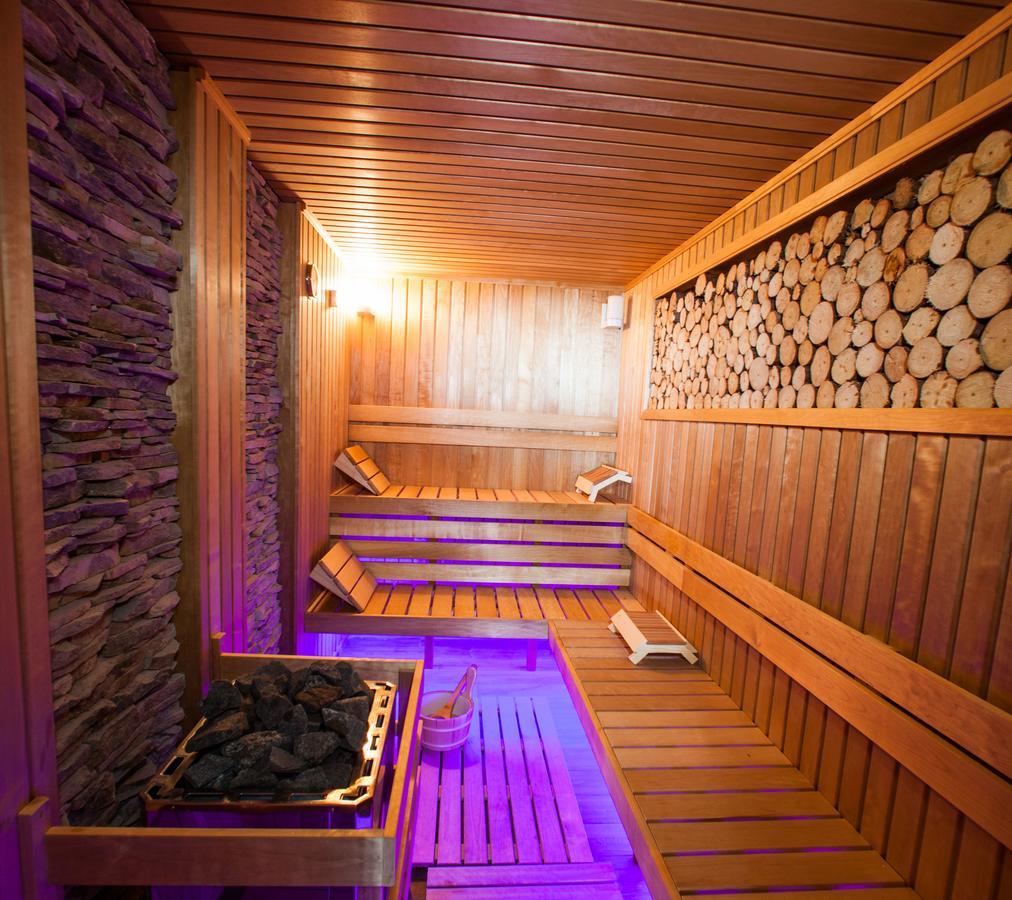 Amira Boutique Hotel 班斯科 外观 照片 A modern Finnish sauna