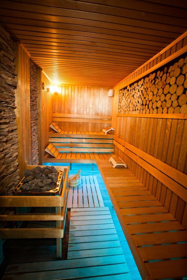 Amira Boutique Hotel 班斯科 外观 照片 A modern Finnish sauna