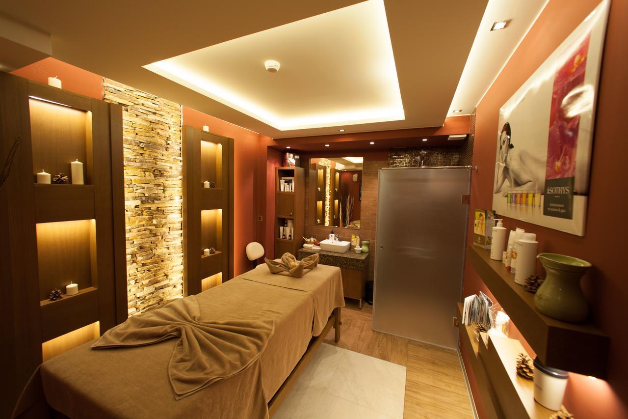 Amira Boutique Hotel 班斯科 外观 照片 A treatment room at a spa