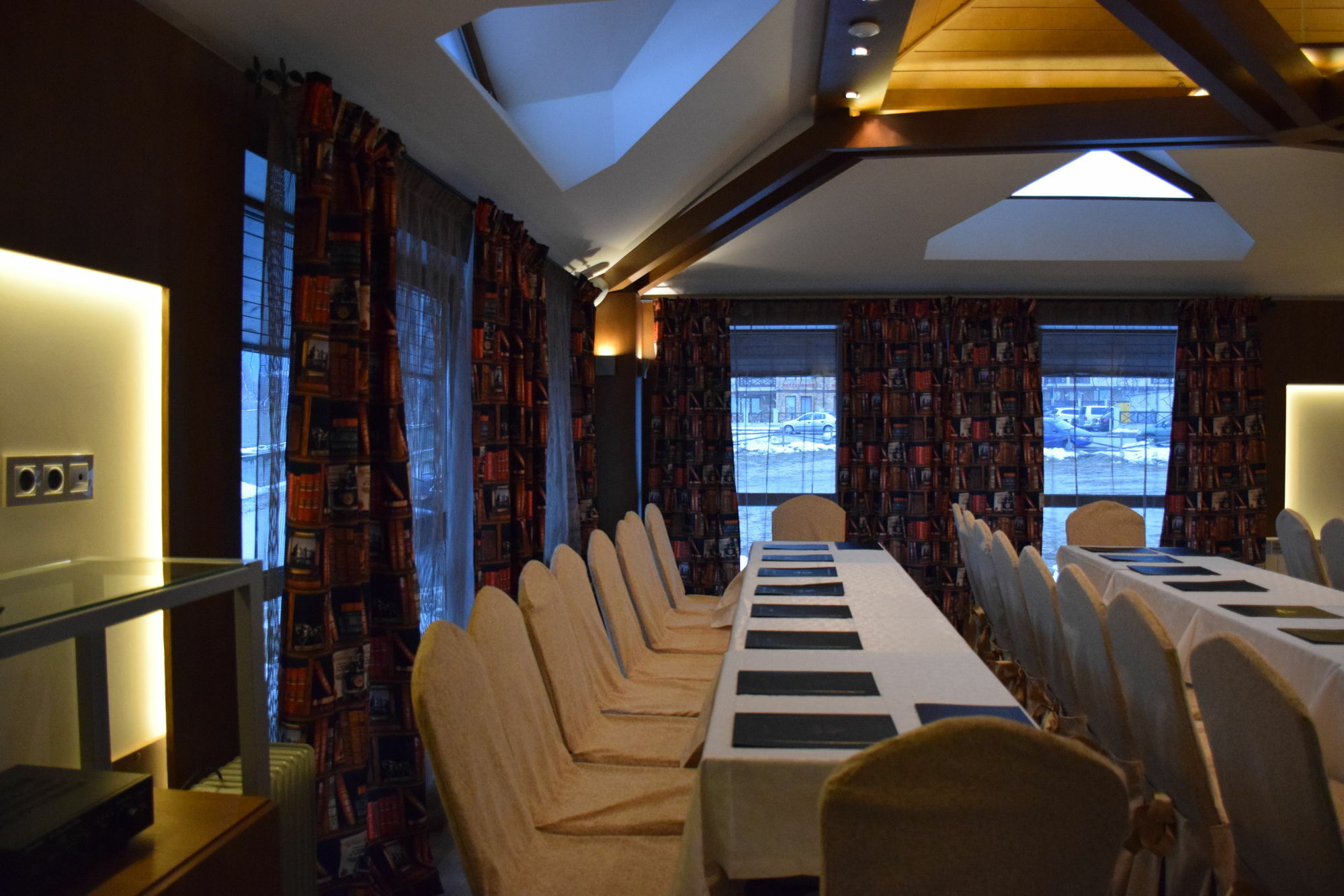 Amira Boutique Hotel 班斯科 外观 照片 The boardroom