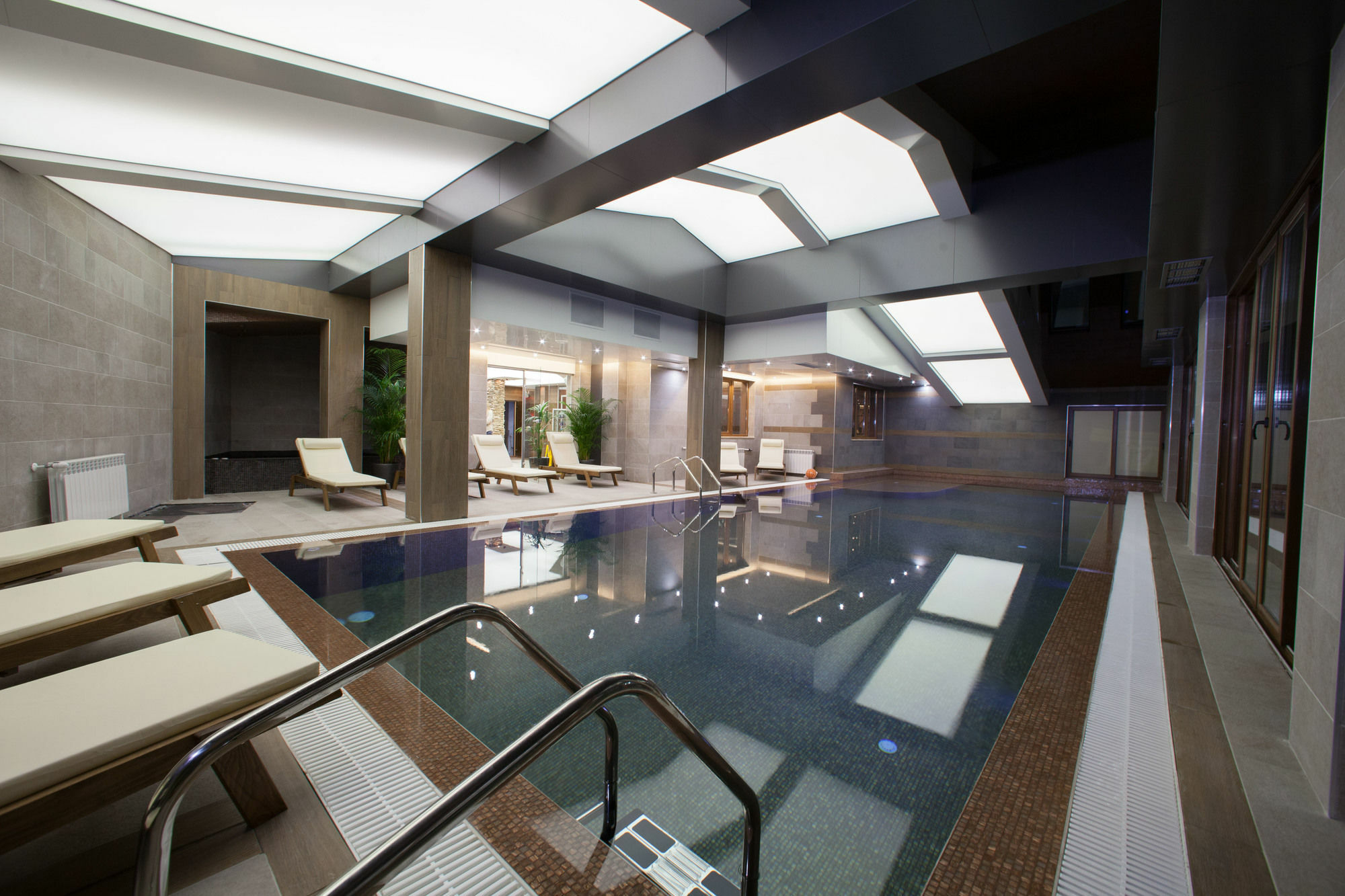 Amira Boutique Hotel 班斯科 外观 照片 The pool at the hotel